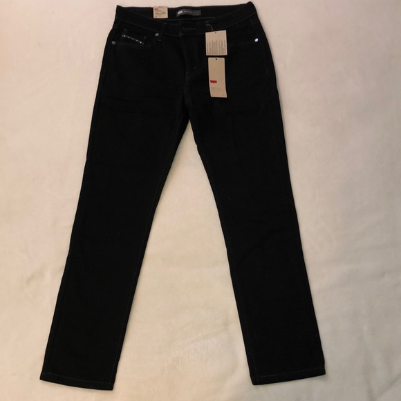 NWT Levi’s mid-rise skinny jet black jeans with silver embroidery on back pocket - Picture 1 of 12